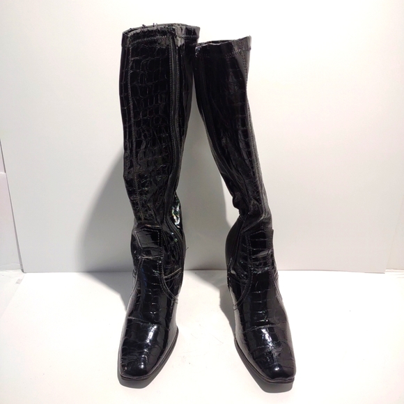 Maurice's Faux Leather Calf high heel boots. Size 10 Black - Picture 3 of 12